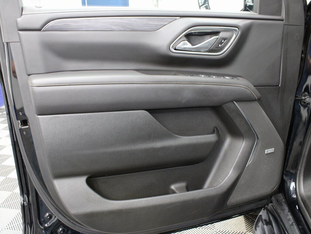 2023 GMC Yukon SLT 4WD Fond du Lac WI 2023 GMC Yukon SLT 4WD Fond du Lac WI