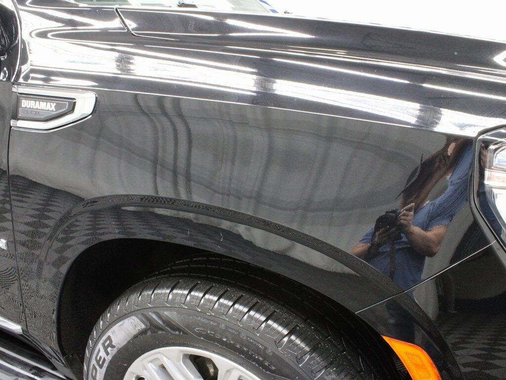 2023 GMC Yukon SLT 4WD Fond du Lac WI 2023 GMC Yukon SLT 4WD Fond du Lac WI