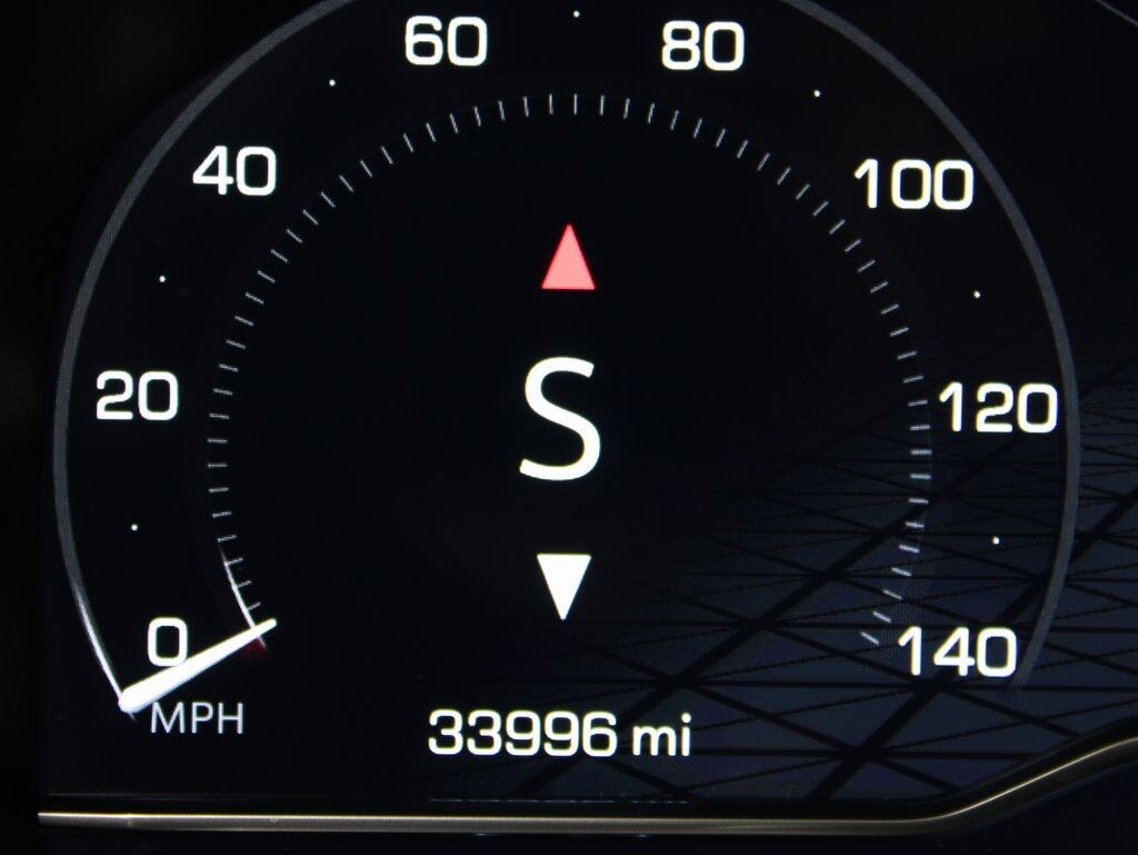 2023 GMC Yukon SLT 4WD Fond du Lac WI 2023 GMC Yukon SLT 4WD Fond du Lac WI