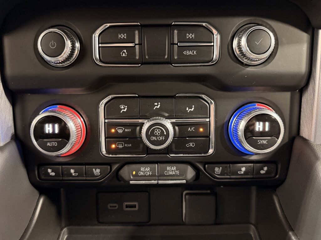 2023 GMC Yukon SLT 4WD Minocqua WI 2023 GMC Yukon SLT 4WD Minocqua WI