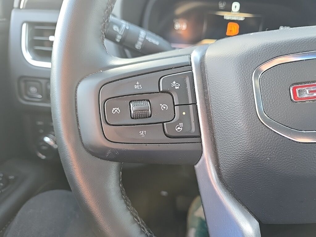 2023 GMC Yukon SLT 4WD Minocqua WI 2023 GMC Yukon SLT 4WD Minocqua WI