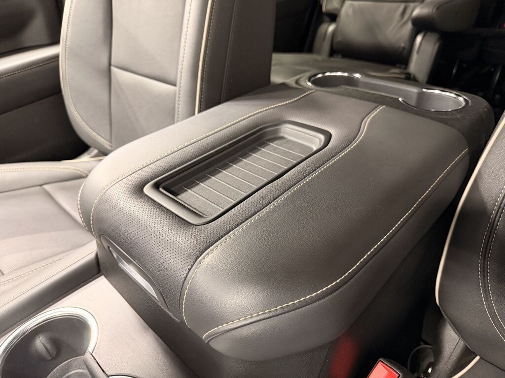 2023 GMC Yukon SLT 4WD Minocqua WI 2023 GMC Yukon SLT 4WD Minocqua WI