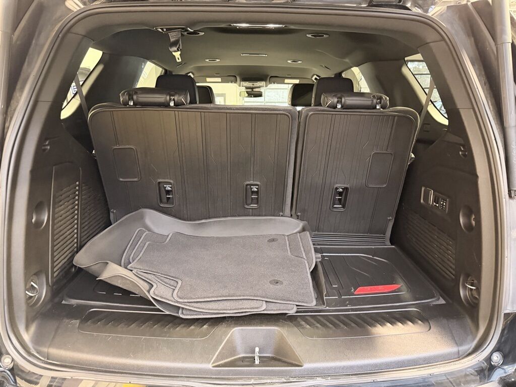 2023 GMC Yukon SLT 4WD Minocqua WI 2023 GMC Yukon SLT 4WD Minocqua WI