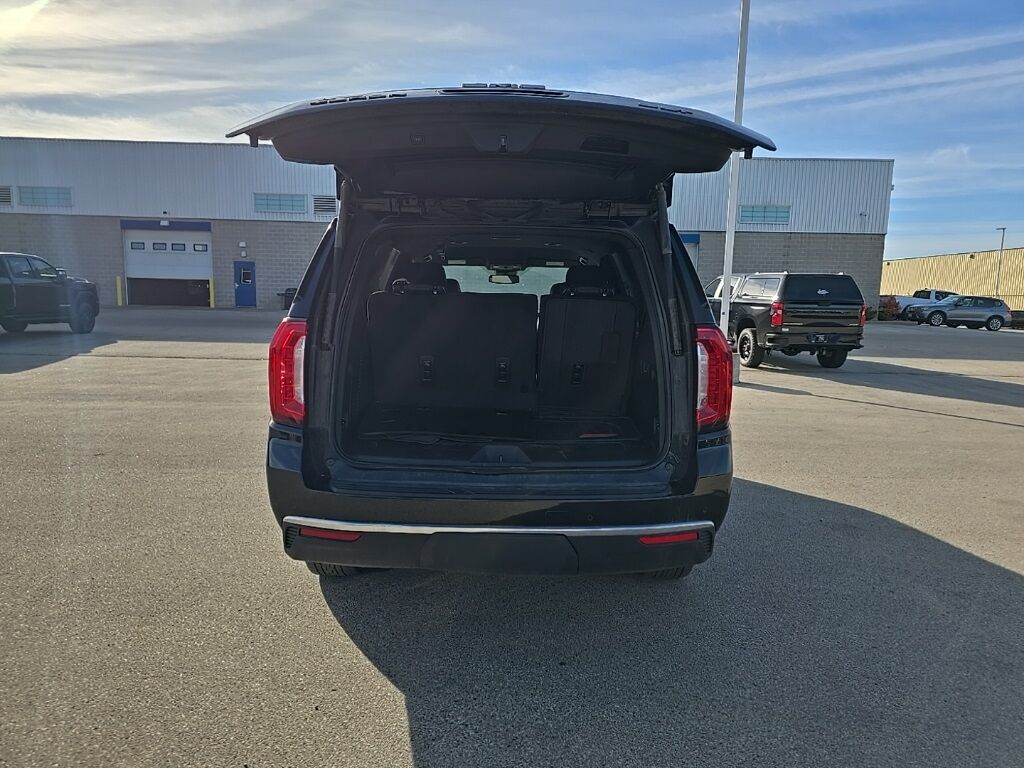 2023 GMC Yukon SLT 4WD Minocqua WI 2023 GMC Yukon SLT 4WD Minocqua WI