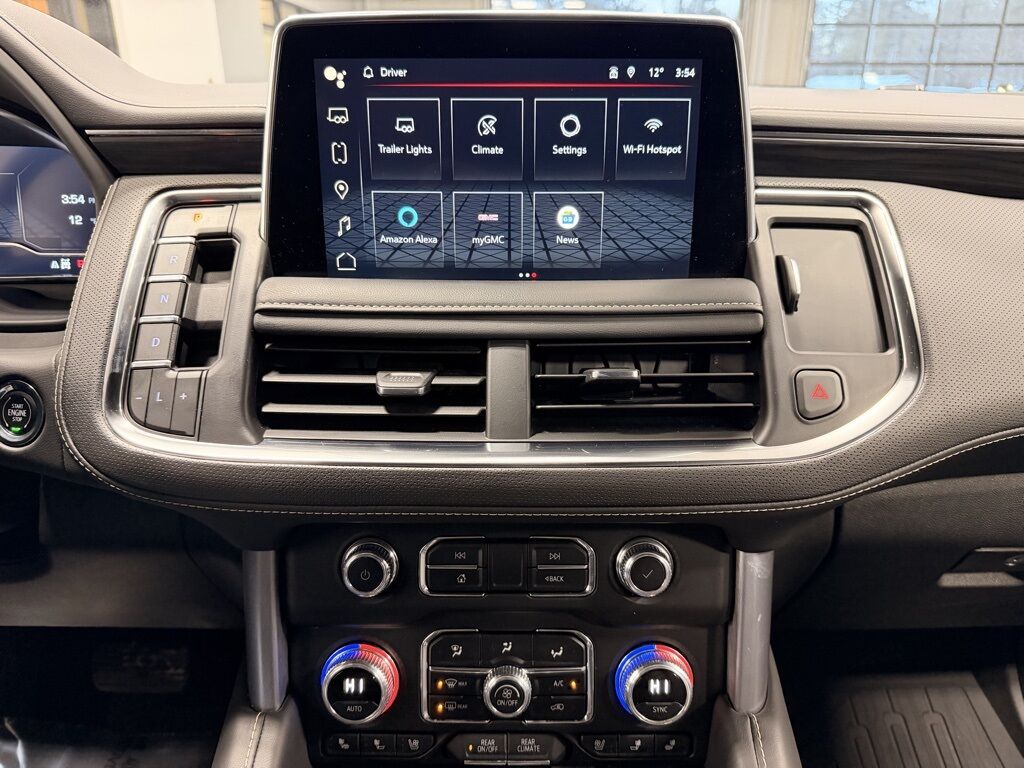 2023 GMC Yukon SLT 4WD Minocqua WI 2023 GMC Yukon SLT 4WD Minocqua WI