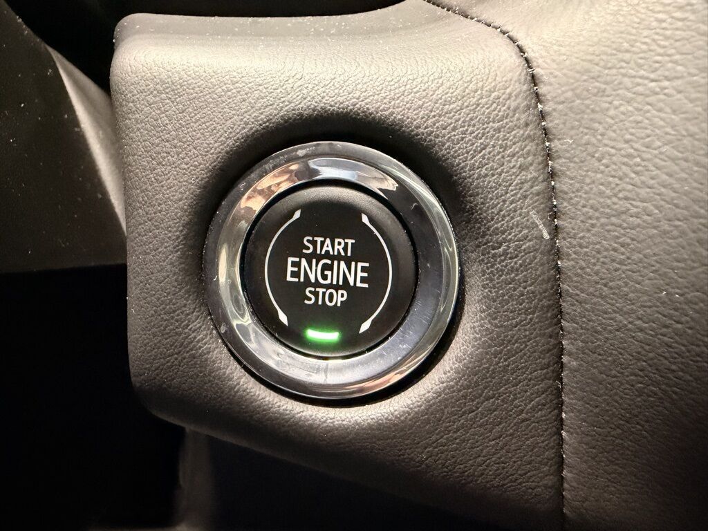 2023 GMC Yukon SLT 4WD Minocqua WI 2023 GMC Yukon SLT 4WD Minocqua WI