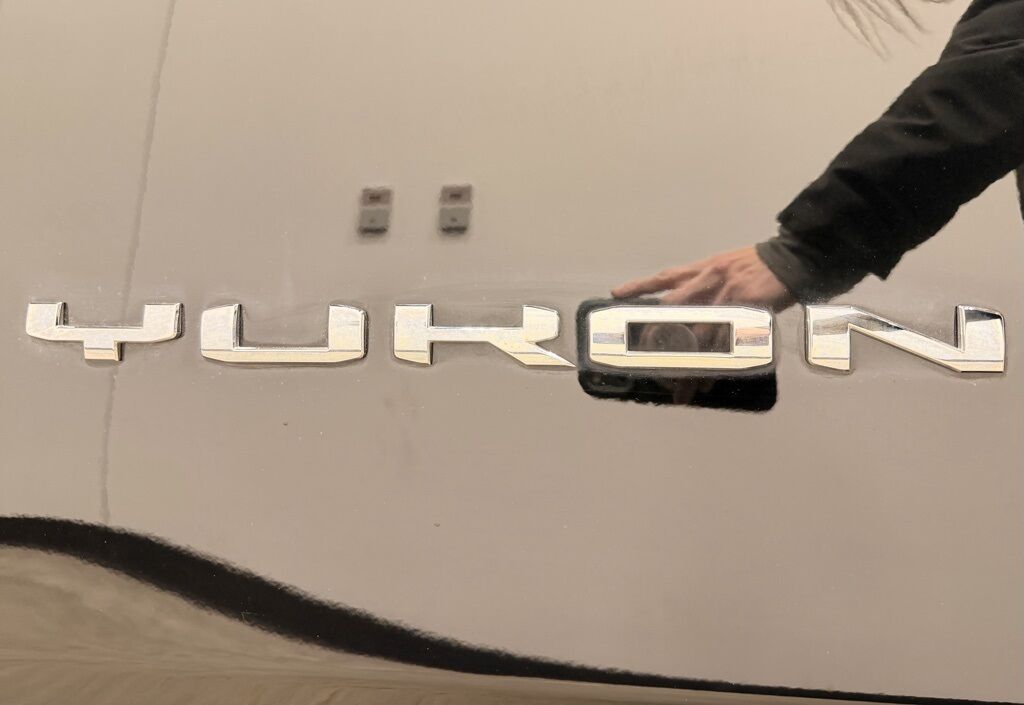 2023 GMC Yukon SLT 4WD Minocqua WI 2023 GMC Yukon SLT 4WD Minocqua WI