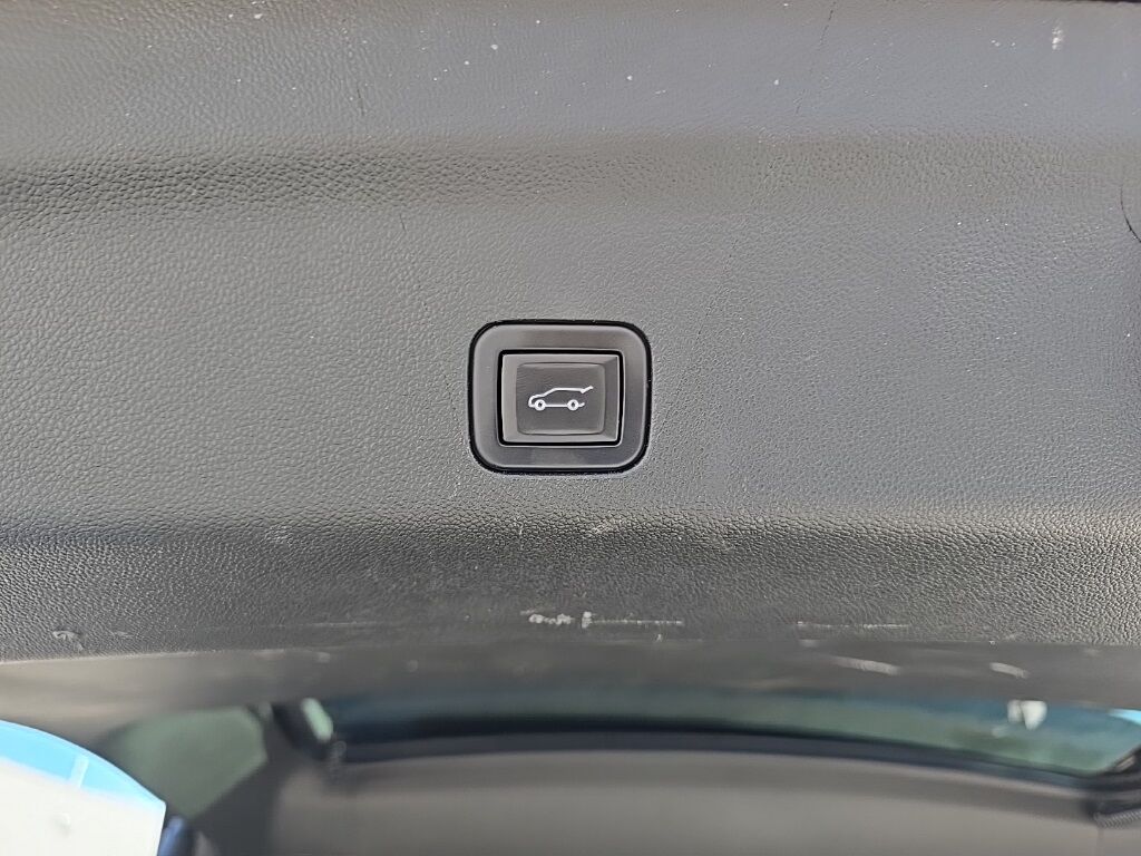 2023 GMC Yukon SLT 4WD Minocqua WI 2023 GMC Yukon SLT 4WD Minocqua WI