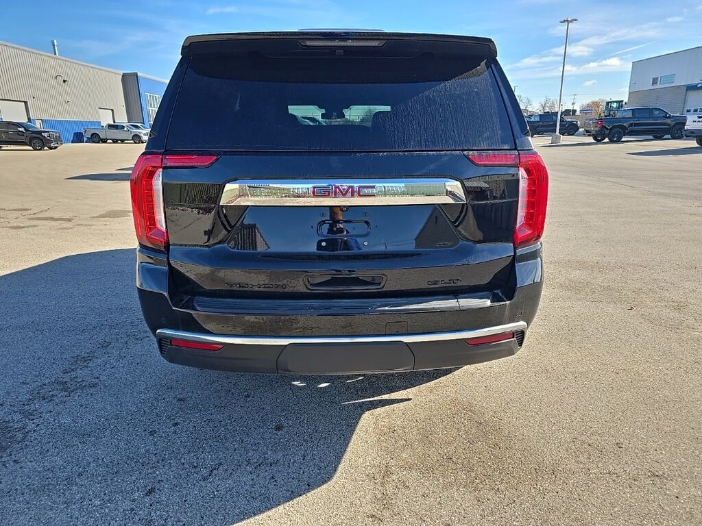 2023 GMC Yukon SLT 4WD Minocqua WI 2023 GMC Yukon SLT 4WD Minocqua WI