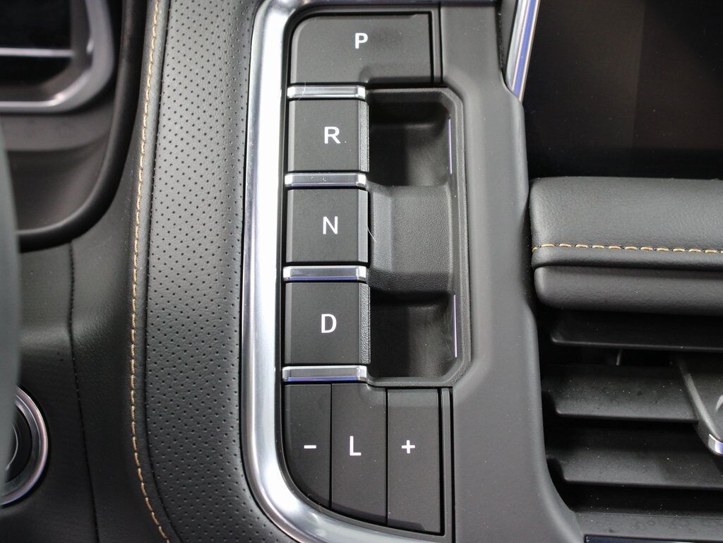 2023 GMC Yukon XL AT4 4WD Fond du Lac WI