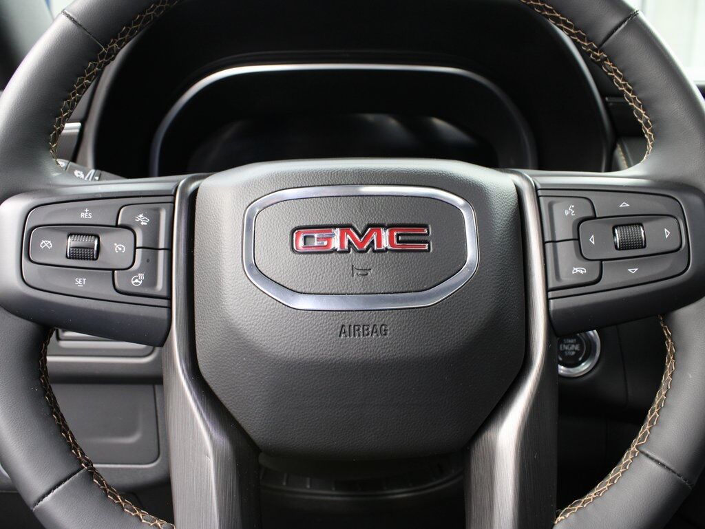 2023 GMC Yukon XL AT4 4WD Fond du Lac WI