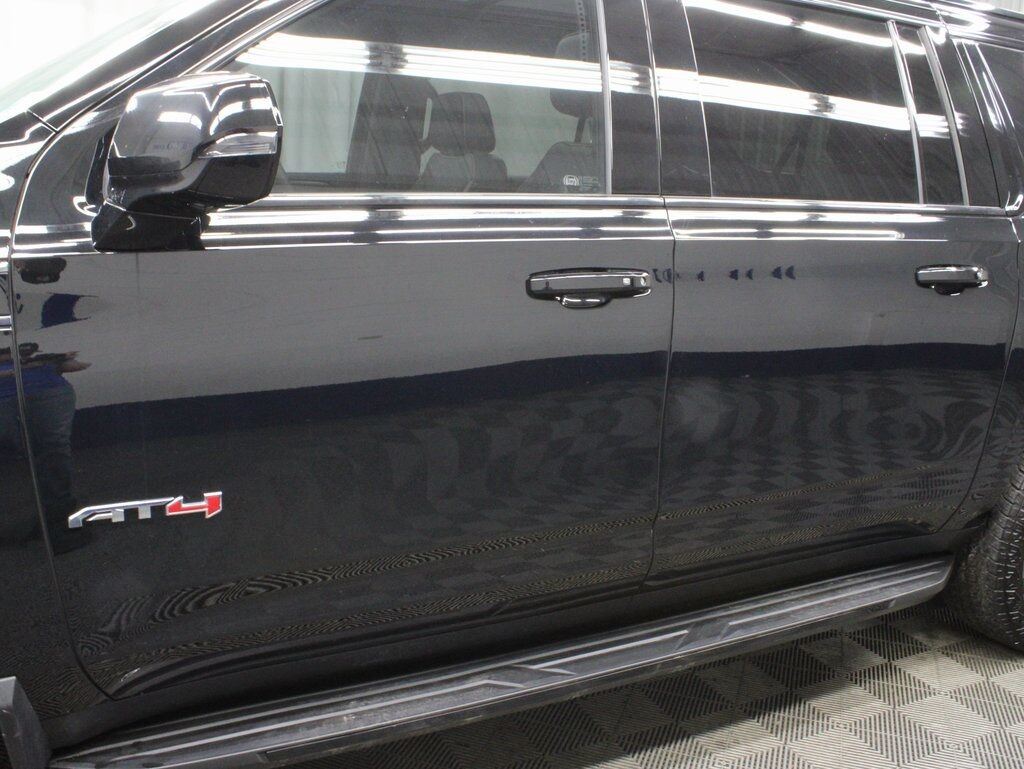 2023 GMC Yukon XL AT4 4WD Fond du Lac WI