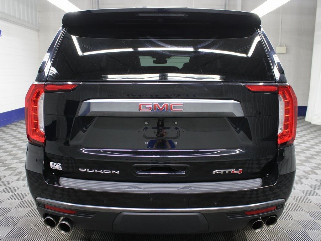 2023 GMC Yukon XL AT4 4WD Fond du Lac WI