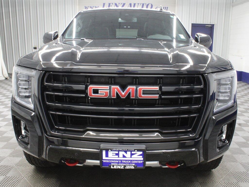 2023 GMC Yukon XL AT4 4WD Fond du Lac WI