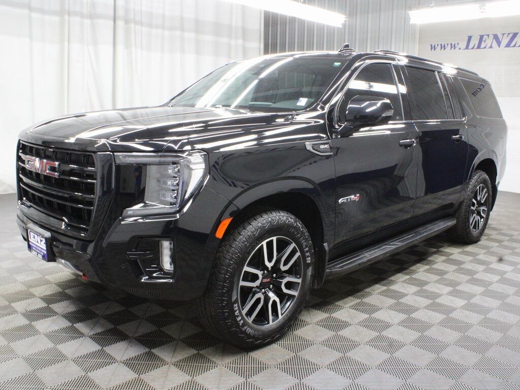 2023 GMC Yukon XL AT4 4WD Fond du Lac WI