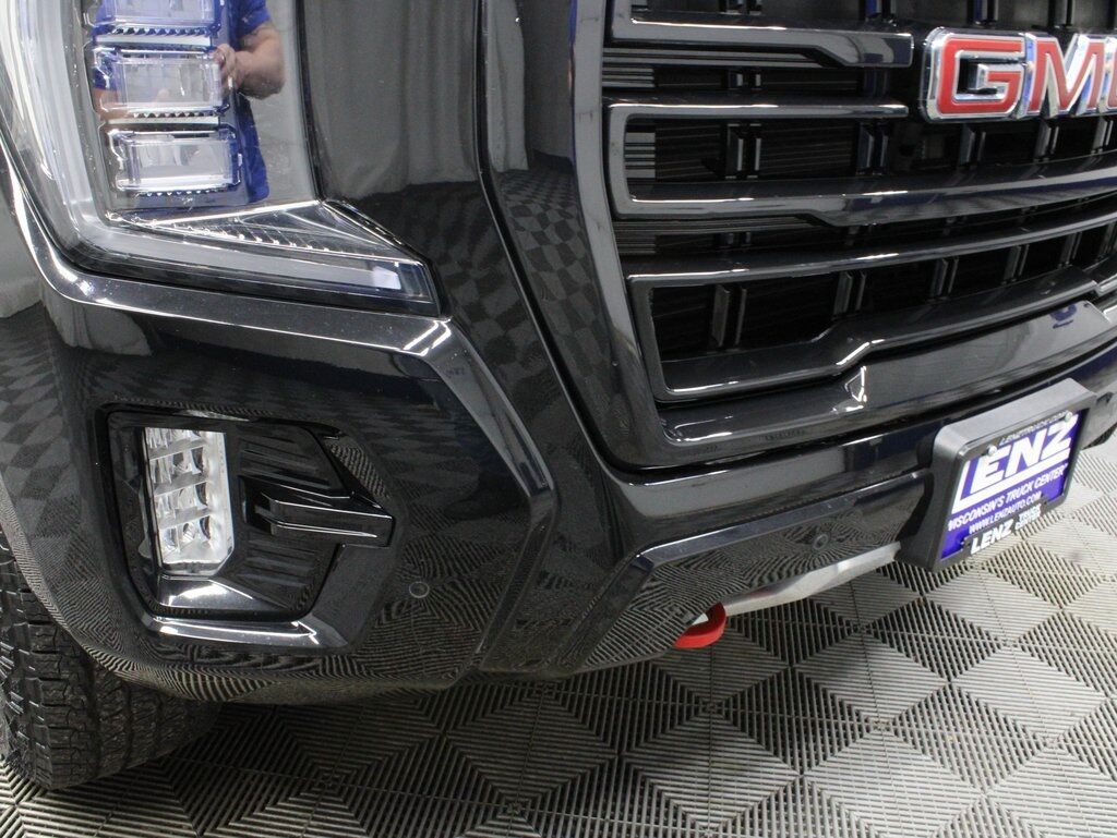 2023 GMC Yukon XL AT4 4WD Fond du Lac WI