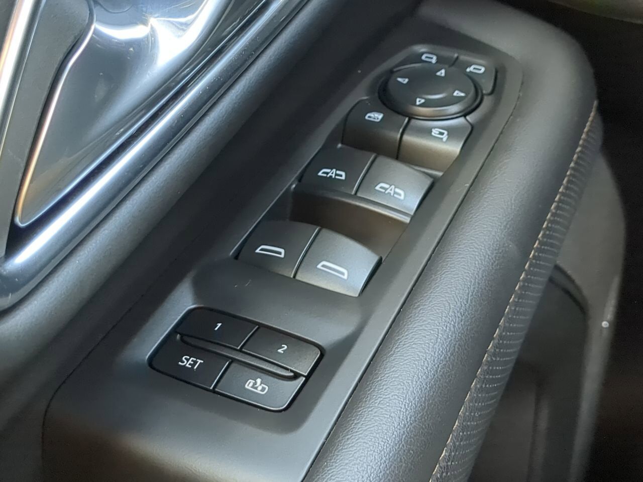 2023 GMC Yukon XL AT4 Appleton WI