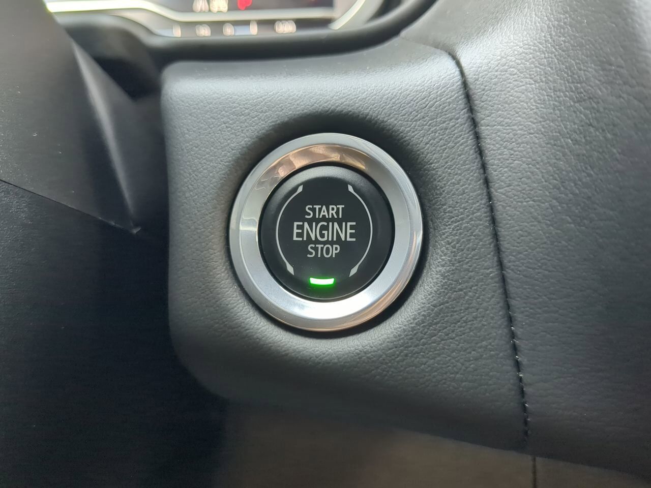 2023 GMC Yukon XL AT4 Appleton WI