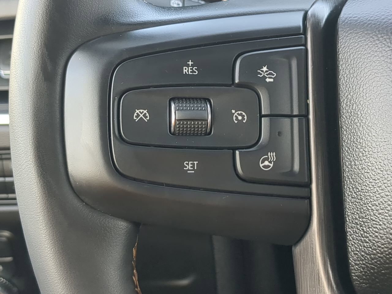 2023 GMC Yukon XL AT4 Appleton WI