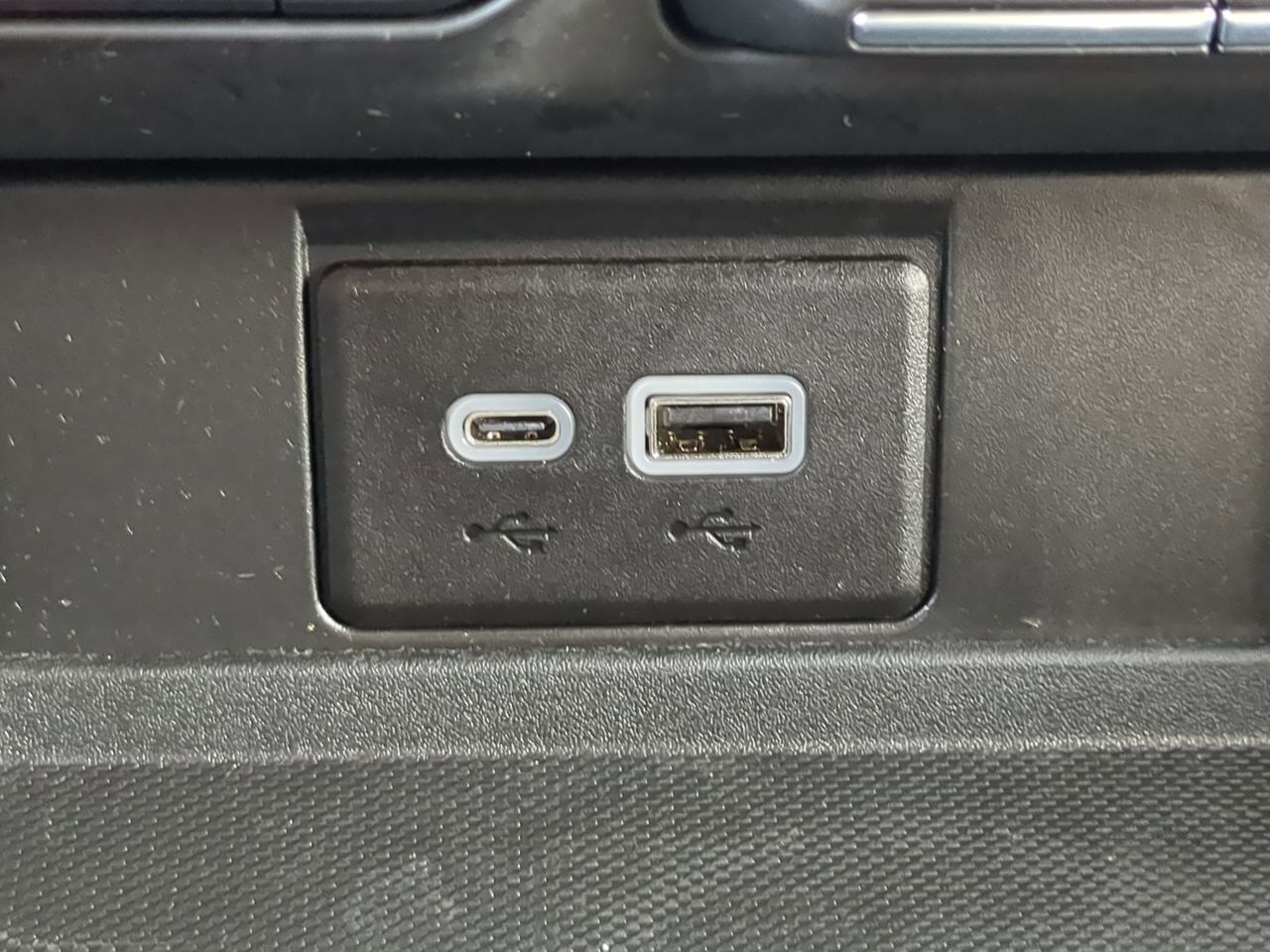 2023 GMC Yukon XL AT4 Appleton WI