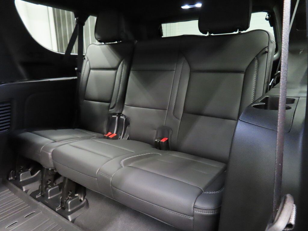 2023 GMC Yukon XL Denali 4WD Fond du Lac WI 2023 GMC Yukon XL Denali 4WD Fond du Lac WI