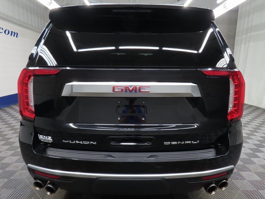 2023 GMC Yukon XL Denali 4WD Fond du Lac WI 2023 GMC Yukon XL Denali 4WD Fond du Lac WI