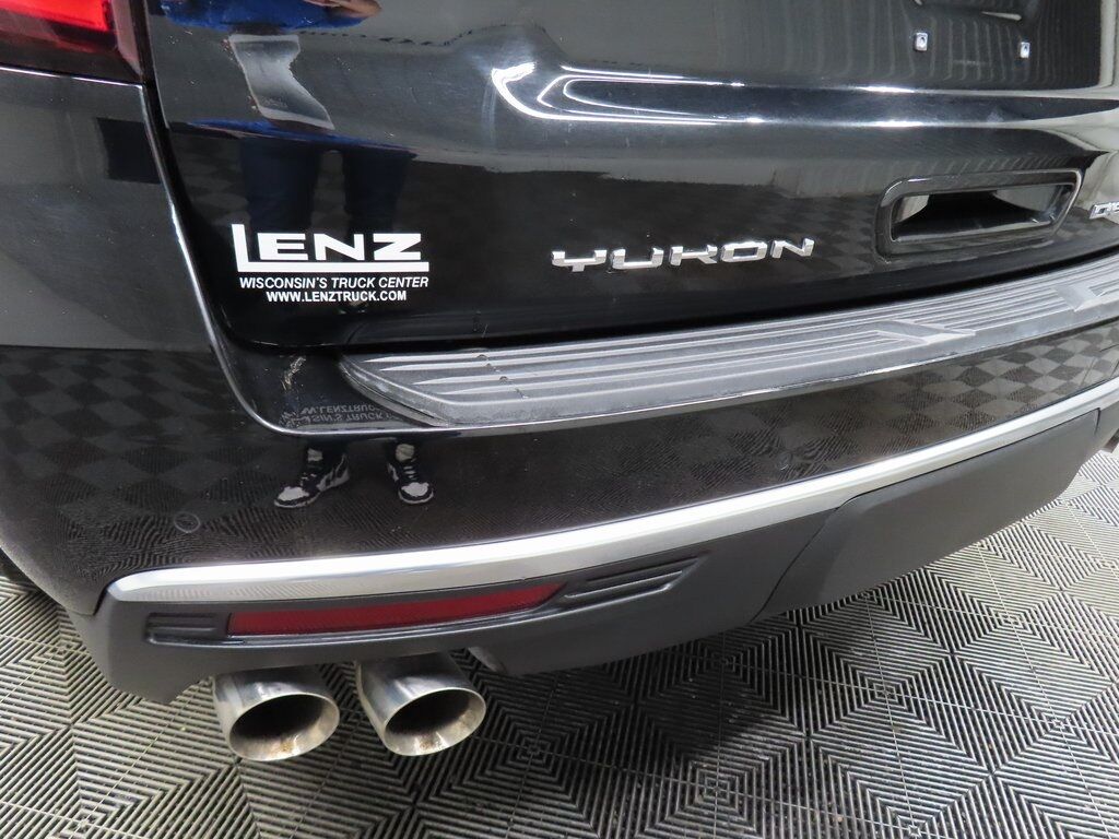 2023 GMC Yukon XL Denali 4WD Fond du Lac WI 2023 GMC Yukon XL Denali 4WD Fond du Lac WI