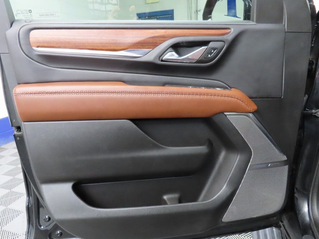 2023 GMC Yukon XL Denali Ultimate 4WD 7 Passenger Minocqua WI