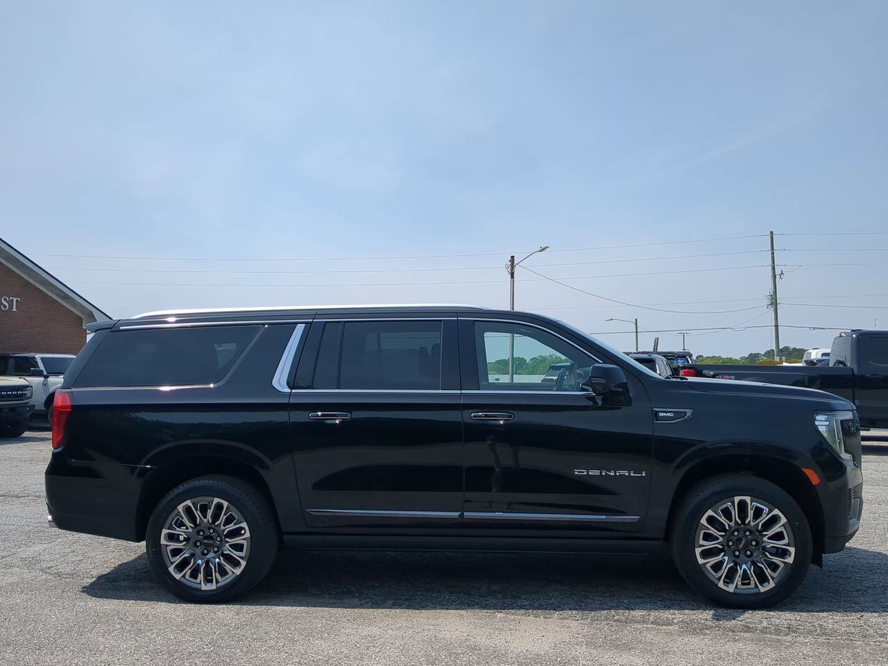 2023 GMC Yukon XL Denali Ultimate Appleton WI