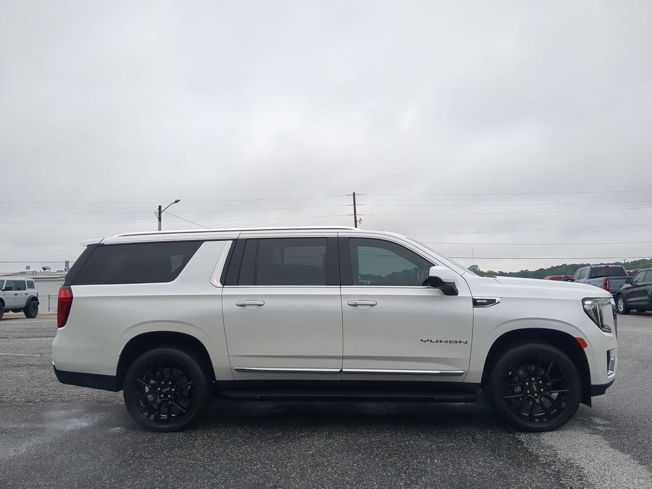 2023 GMC Yukon XL SLT Appleton WI
