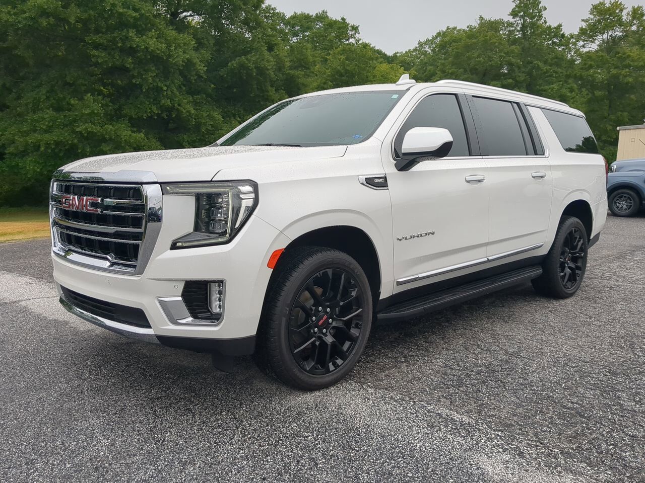2023 GMC Yukon XL SLT Appleton WI