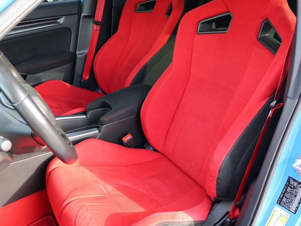 2023 Honda Civic Type R Base
