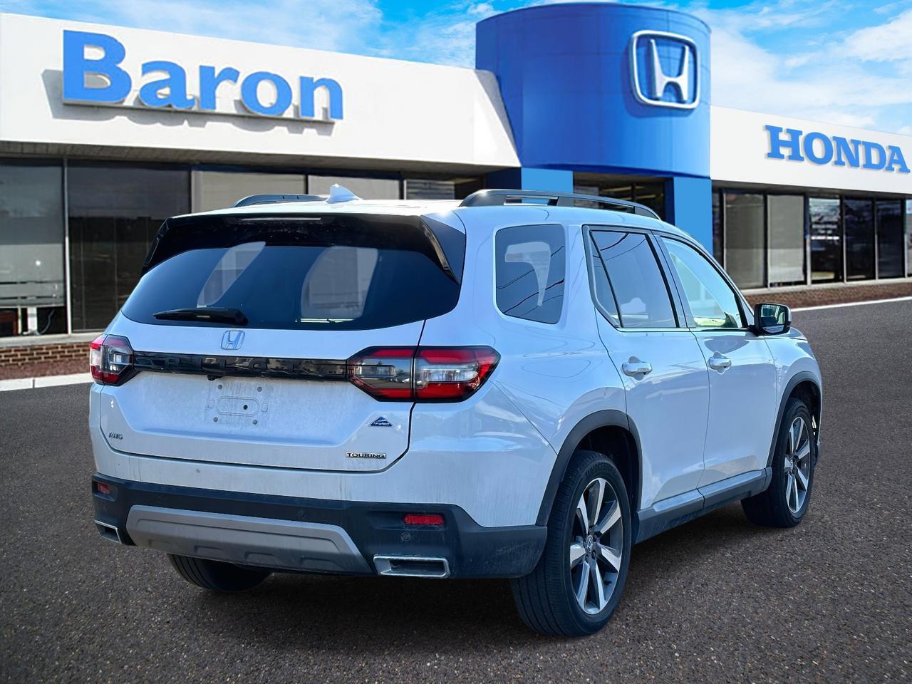 2023 Honda Pilot Touring Clifton Park NY