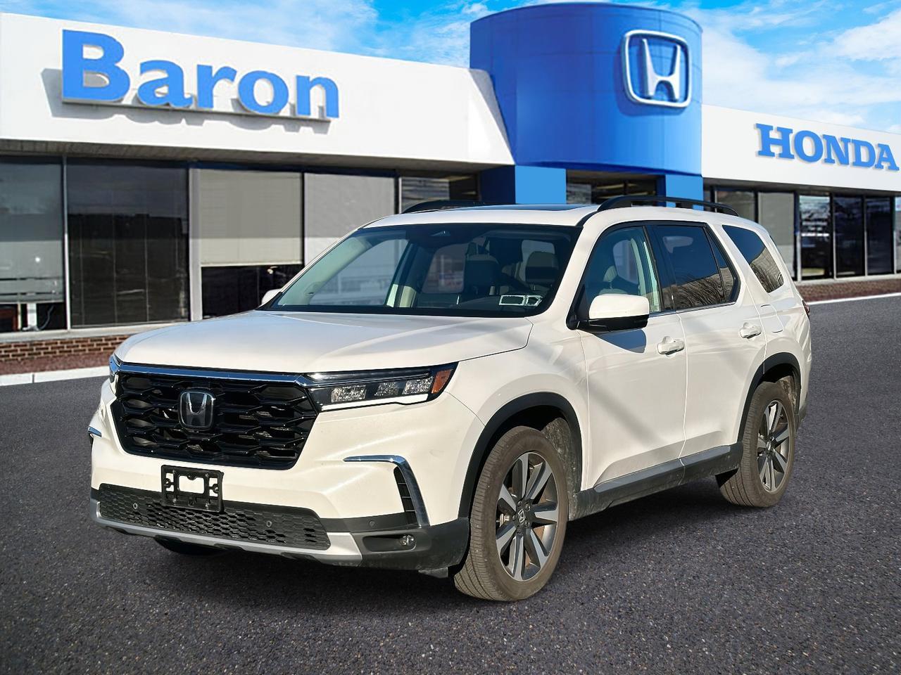 2023 Honda Pilot Touring