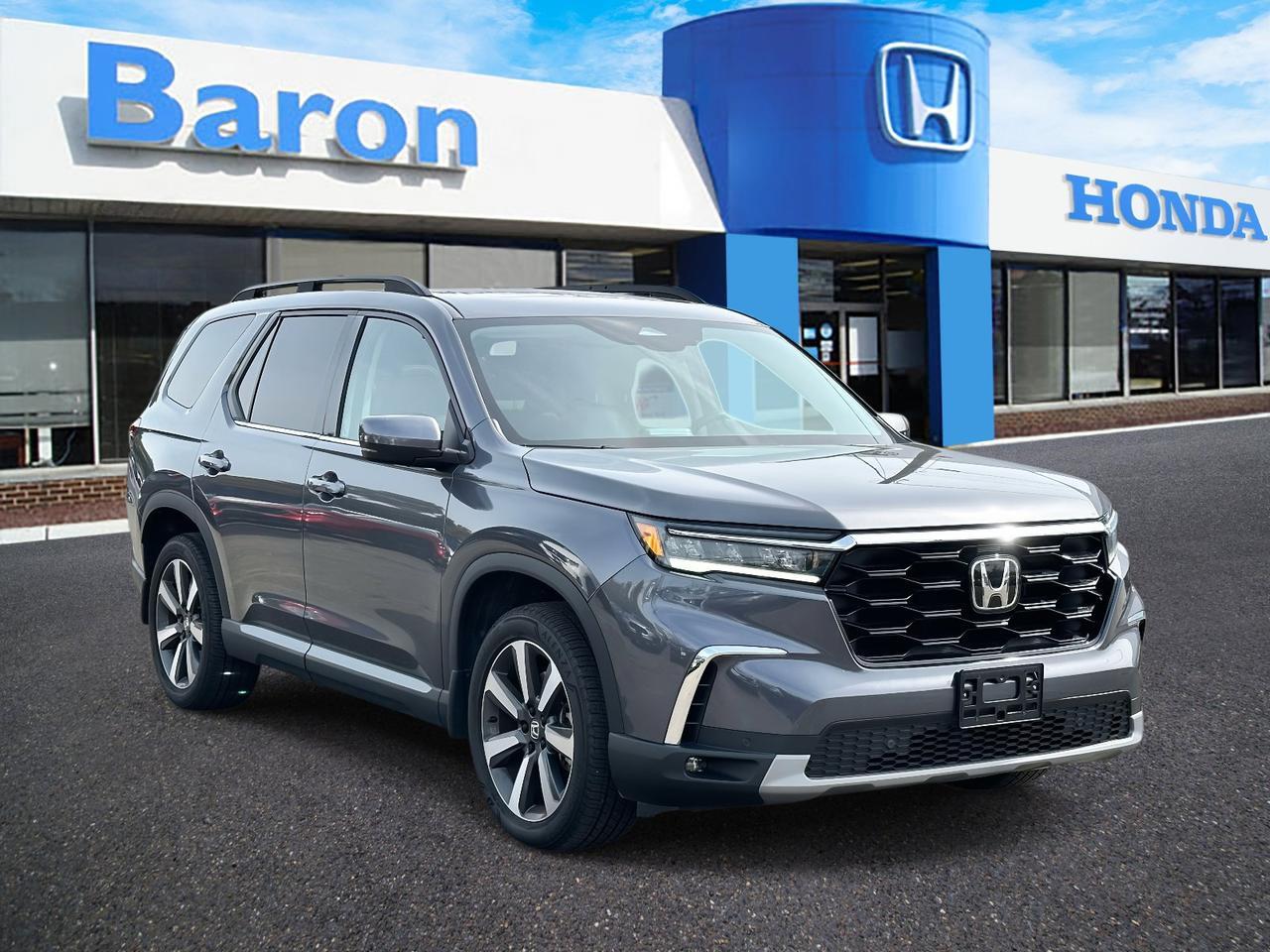 2023 Honda Pilot Touring