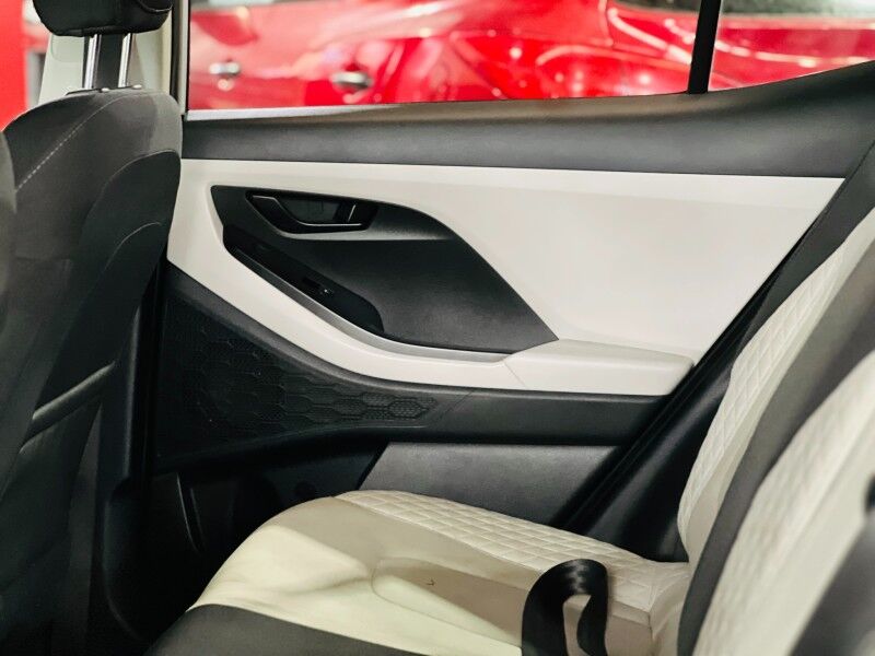 2023 Hyundai Creta GL (1.5L Petrol) Vaitele 2023 Hyundai Creta GL (1.5L Petrol) Vaitele