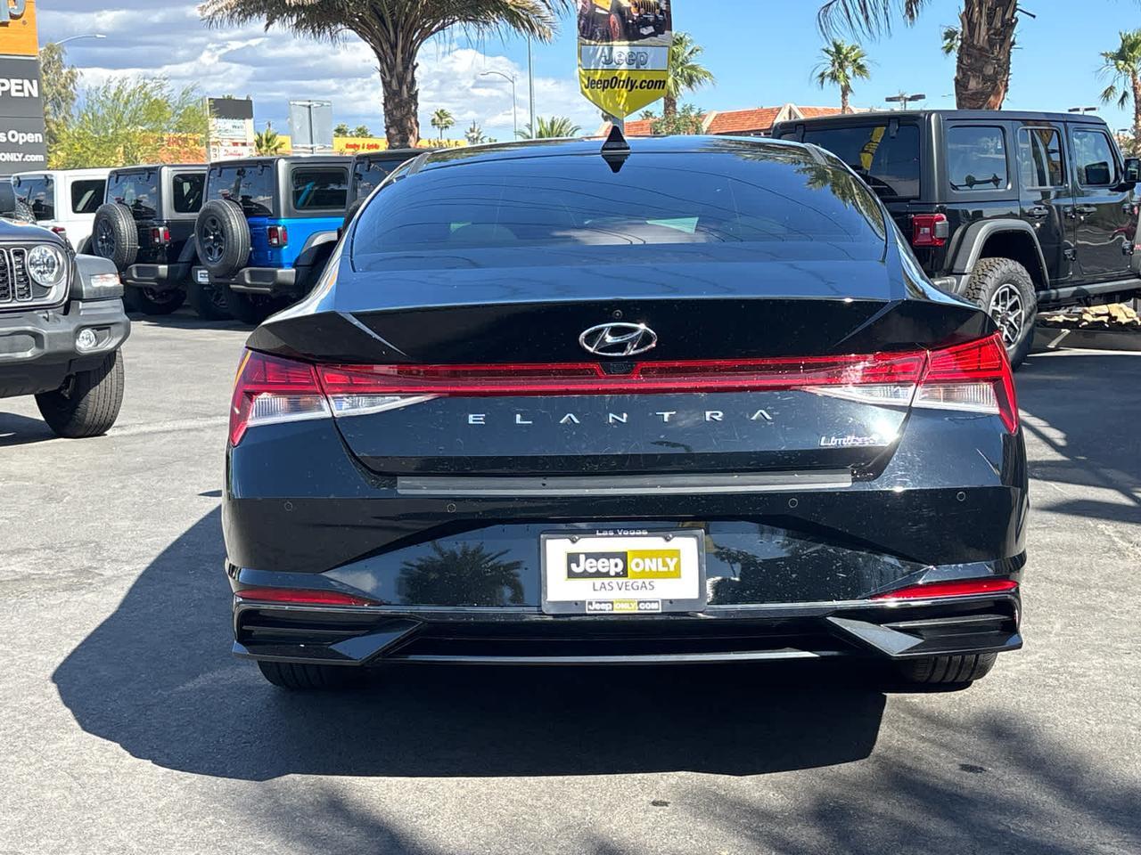 2023 Hyundai Elantra Limited Irving TX
