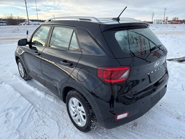 2023 Hyundai Venue Preferred Grande Prairie AB 2023 Hyundai Venue Preferred Grande Prairie AB