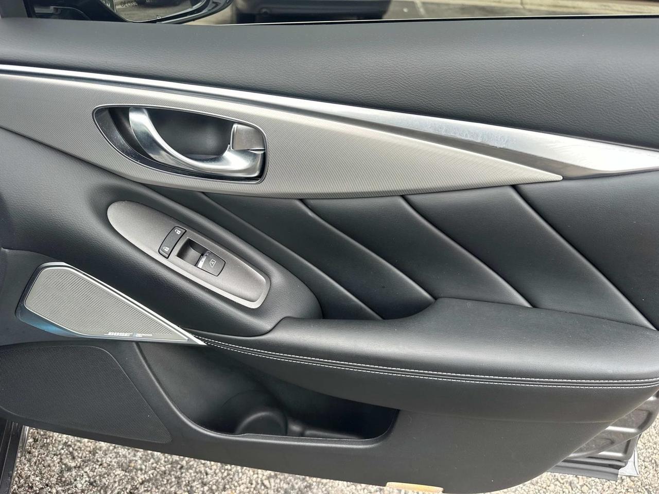 2023 INFINITI Q50 LUXE