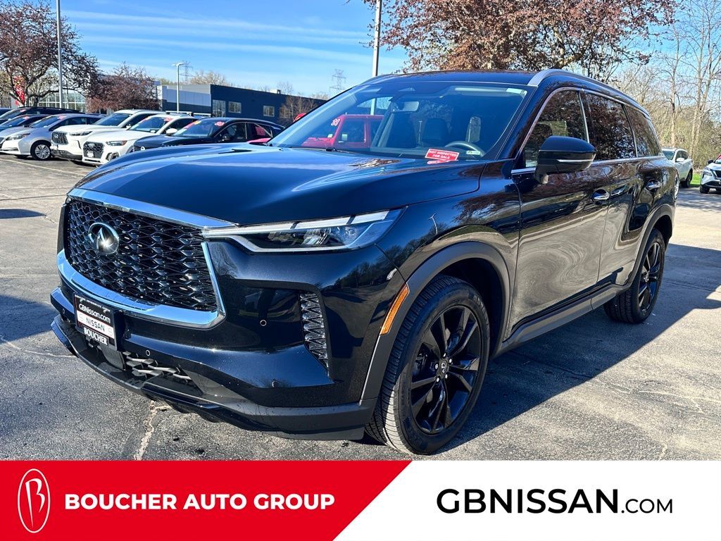 2023 INFINITI QX60 LUXE