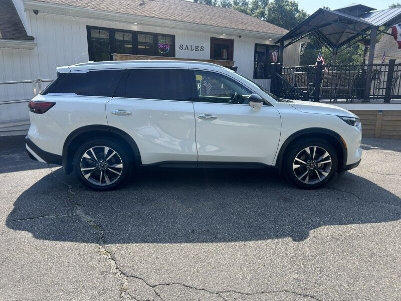 2023 INFINITI QX60 LUXE Webster MA 2023 INFINITI QX60 LUXE Webster MA