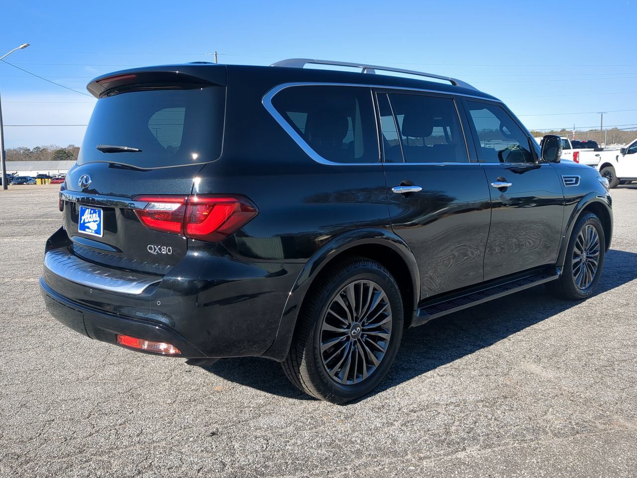 2023 INFINITI QX80 PREMIUM SELECT Appleton WI