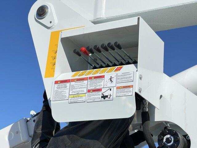 2023 International CV515 4x2 Dur-A-Lift DPM2-52DU 59' Working Height Insulated Bucket Truck Homestead FL 2023 International CV515 4x2 Dur-A-Lift DPM2-52DU 59' Working Height Insulated Bucket Truck Homestead FL