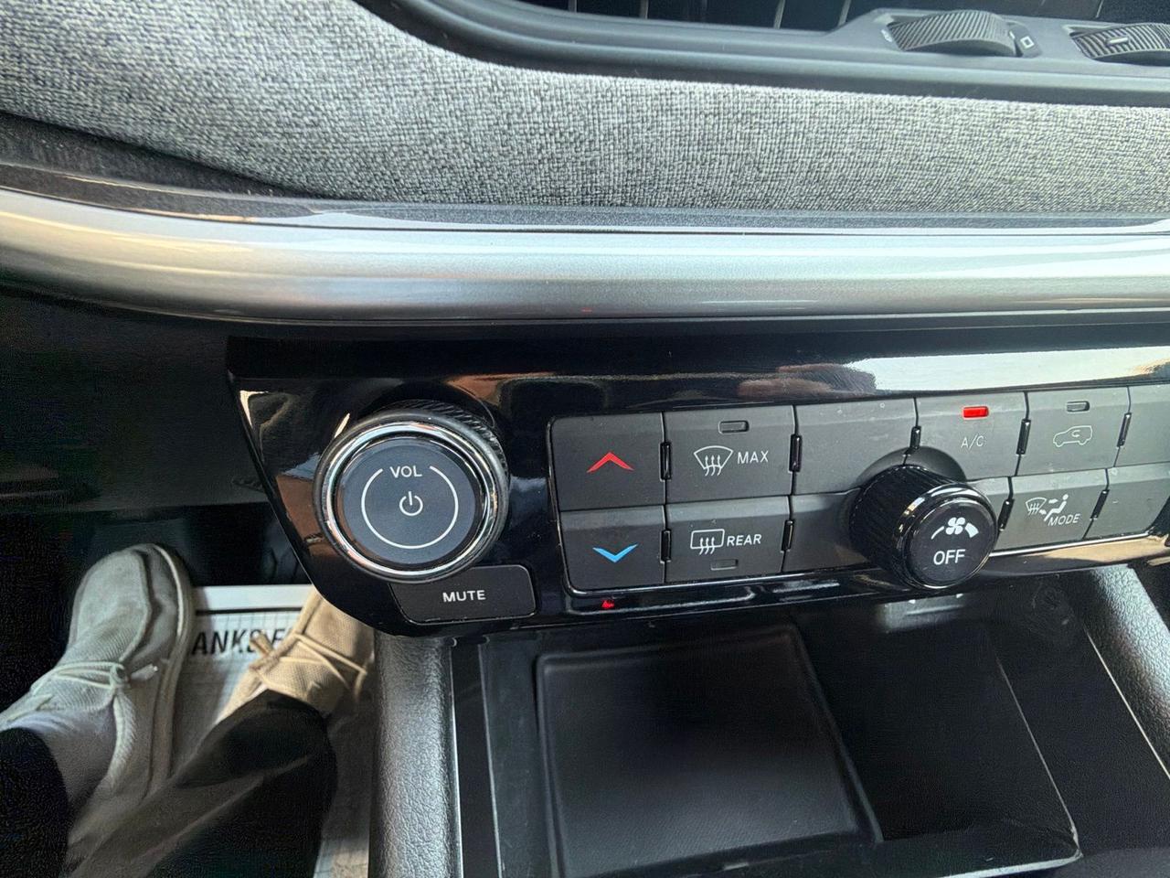 2023 Jeep Compass Latitude Lux Watertown SD 2023 Jeep Compass Latitude Lux Watertown SD