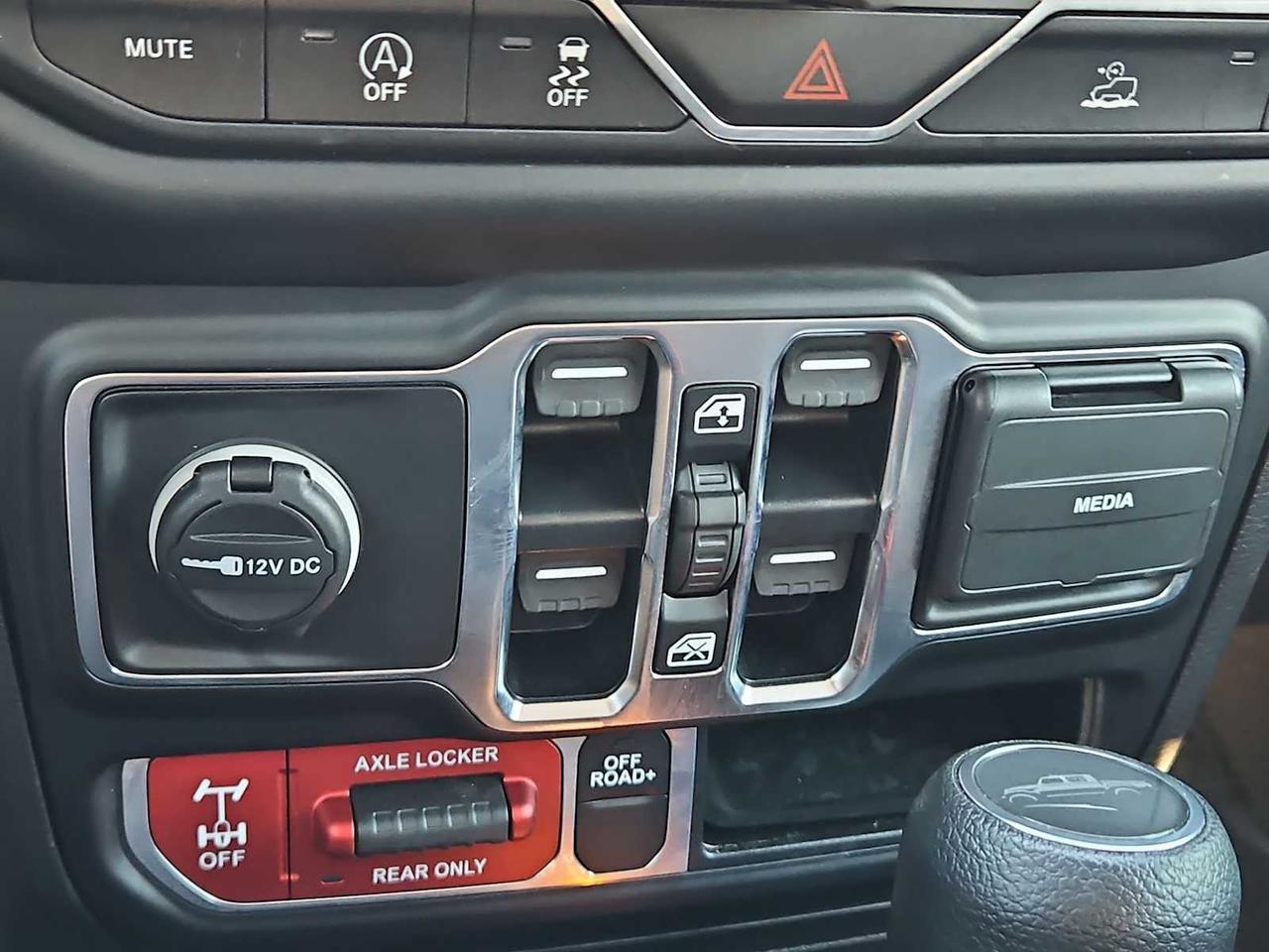 2023 Jeep Gladiator Mojave Irving TX