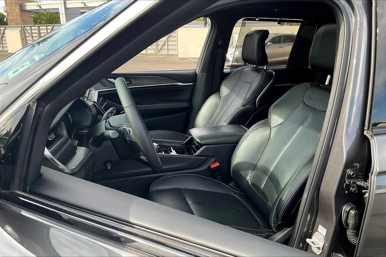 2023 Jeep Grand Cherokee 4xe Overland Roseville CA