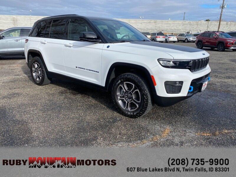 2023 Jeep Grand Cherokee Trailhawk 4xe's photo