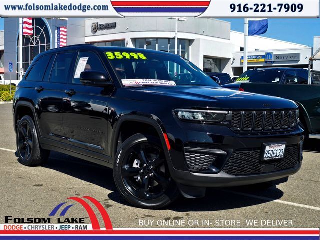 2023 Jeep Grand Cherokee Altitude 2023 Jeep Grand Cherokee Altitude
