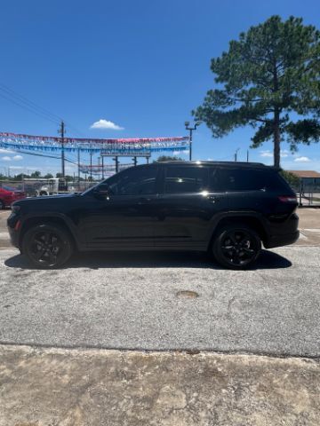 2023 Jeep Grand Cherokee L Altitude 4x4 2023 Jeep Grand Cherokee L Altitude 4x4