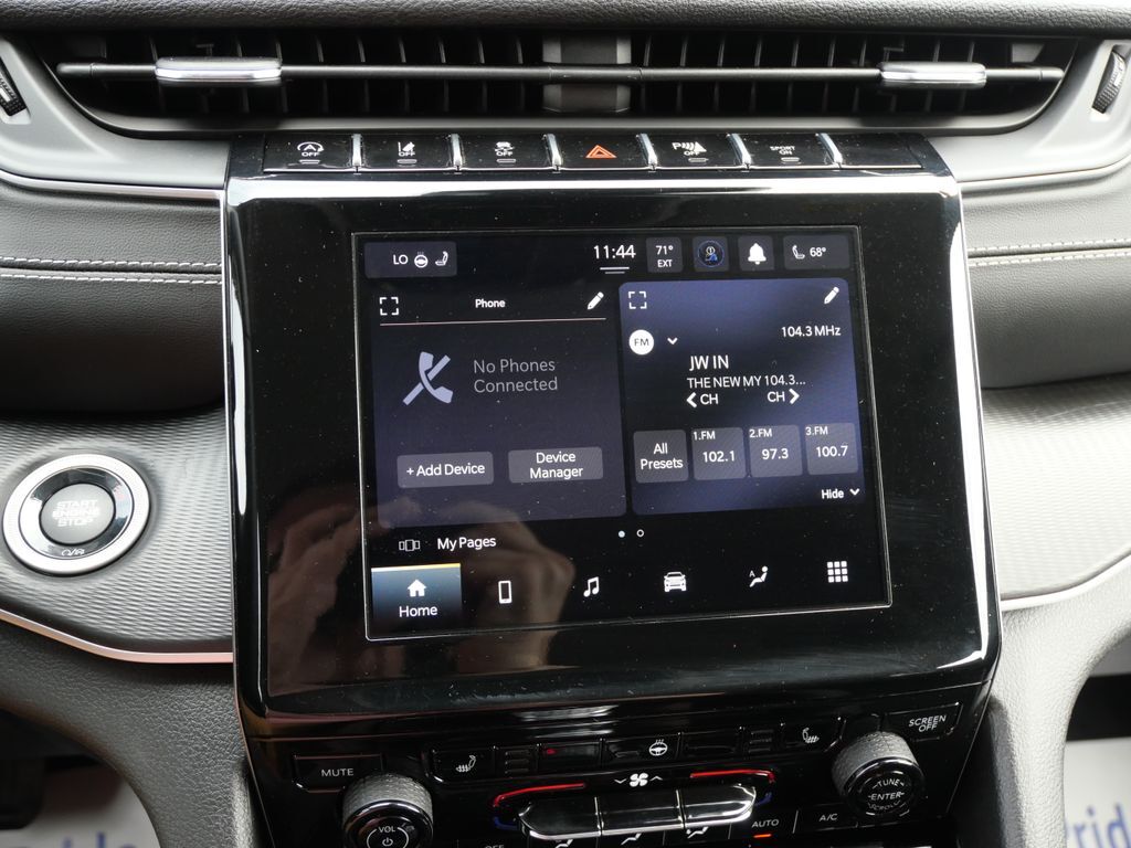 2023 Jeep Grand Cherokee L Laredo Mt Pleasant MI